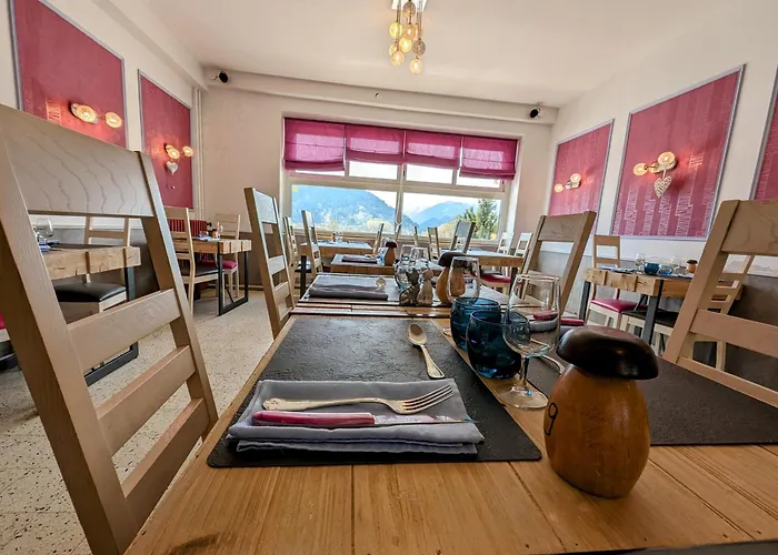 Logis Hotel Restaurant Spa Le Beau Site