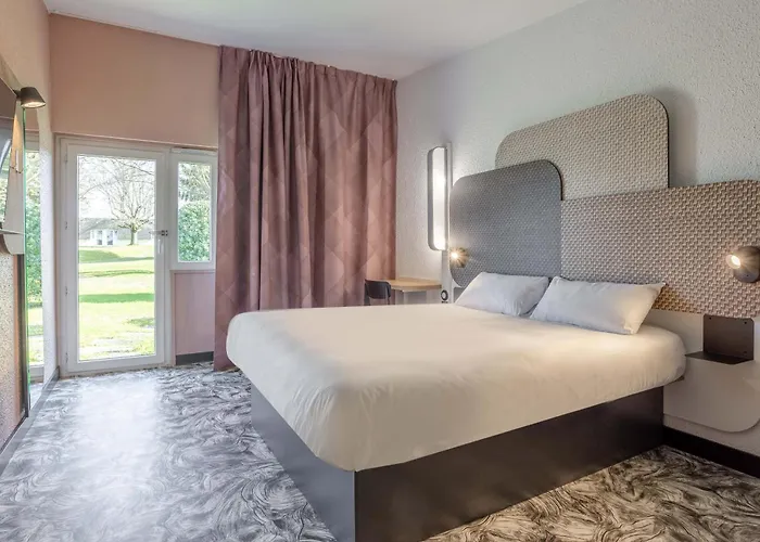 B&B Hotel Valenciennes Sud 3 Etoiles