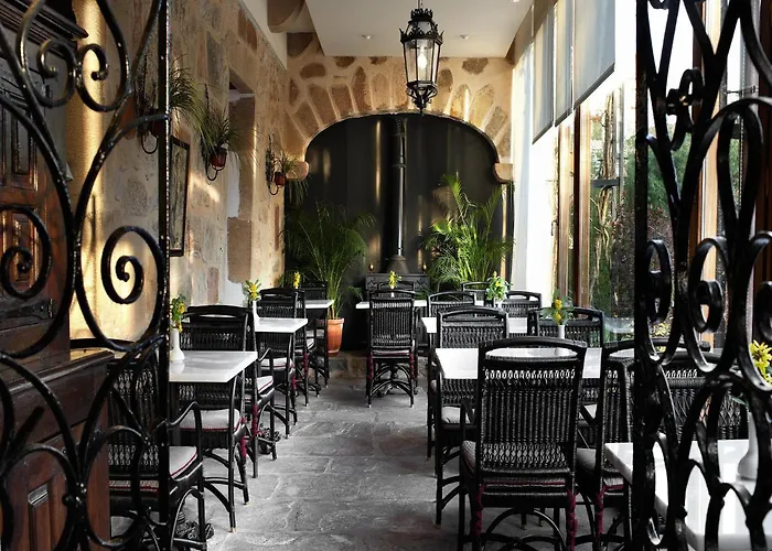 Churrut Hotel