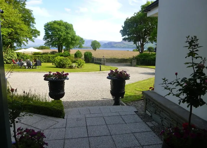 Loch Lein Country House