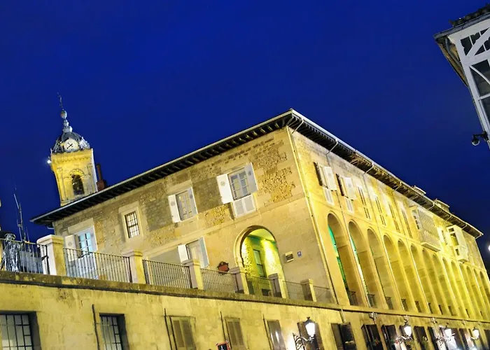 La Casa De Los Arquillos
