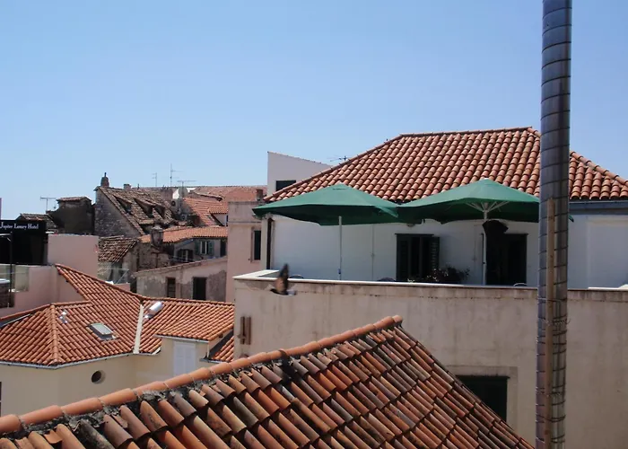 Malena Palace Experience