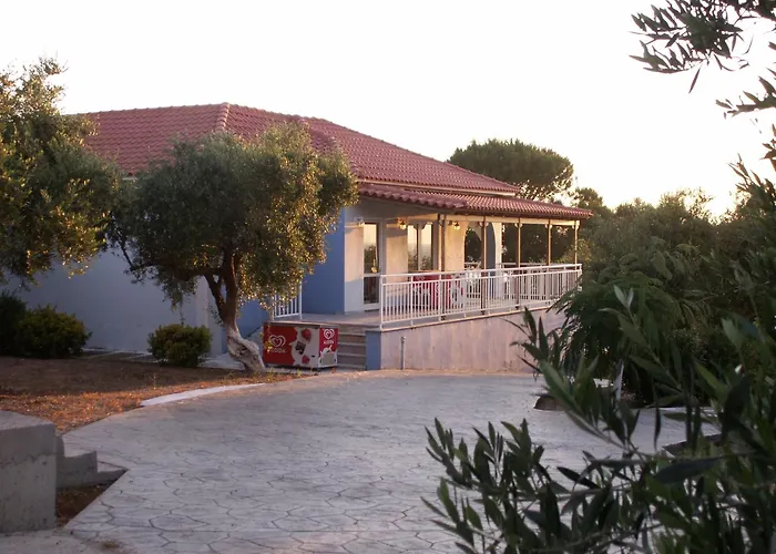 Kastro Beach Hotel