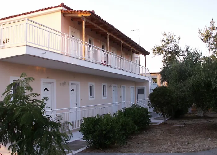 Kastro Beach Hotel