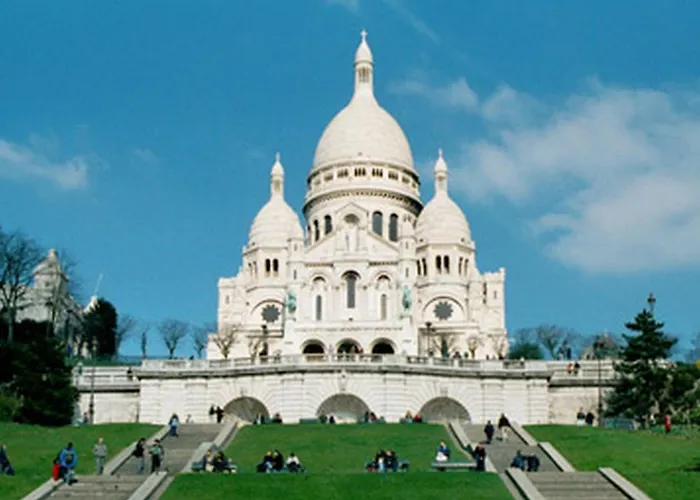 Hotel Pavillon Opéra Lafayette París