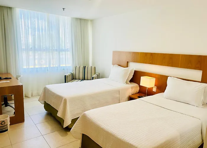 Naoum Hotel