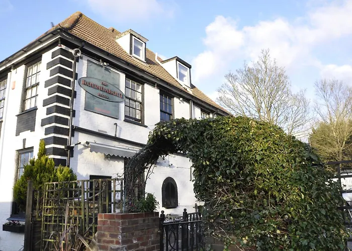 The Roundabout Hotel