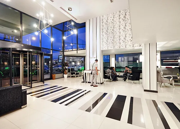 North Point Hotel