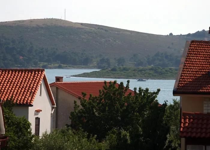 Apartments Baresic