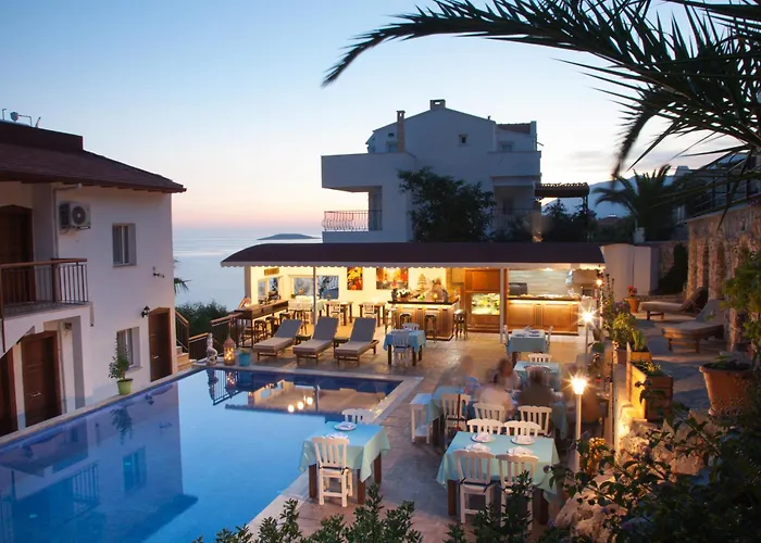 Sunset Villa Hotel