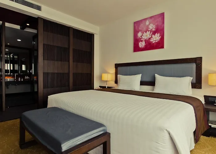 Sunee Grand Hotel And Convention Center