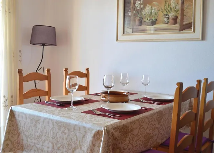 Gorgeous Apartment In Vinaros