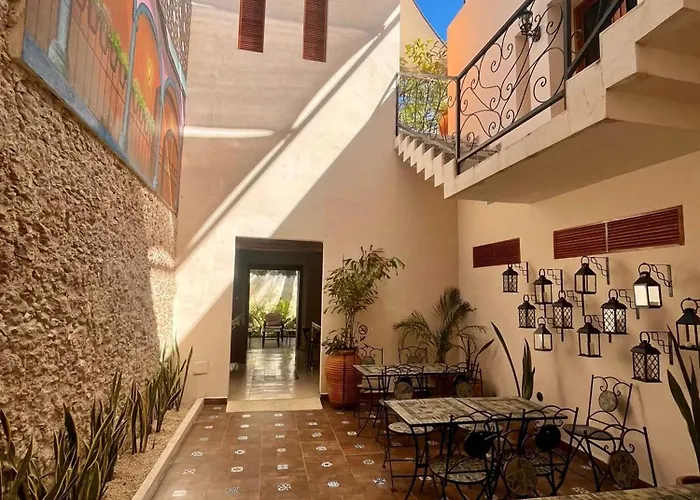 Hotel & Hostal Boutique Casa Garza