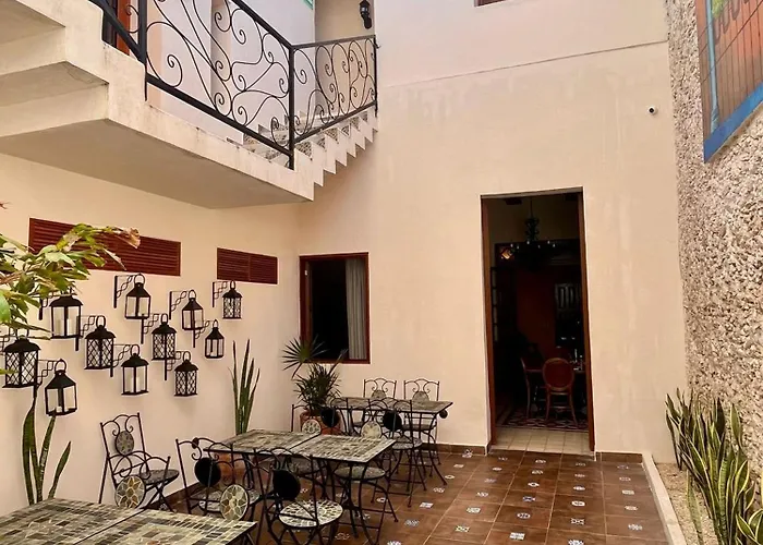 Hotel & Hostal Boutique Casa Garza