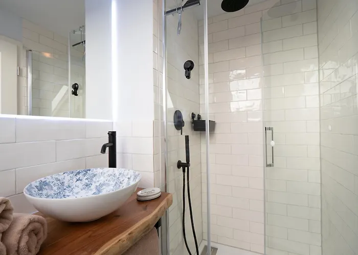 REFUGIUM Theresienstraße 19 - Chambre Slevogt