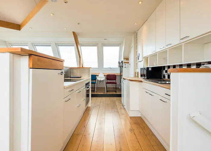 Zon Modern beach house