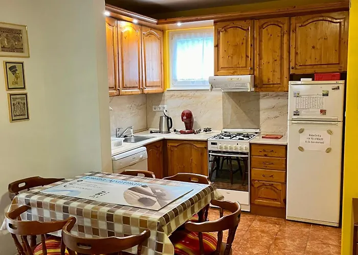 Emilia Apartman