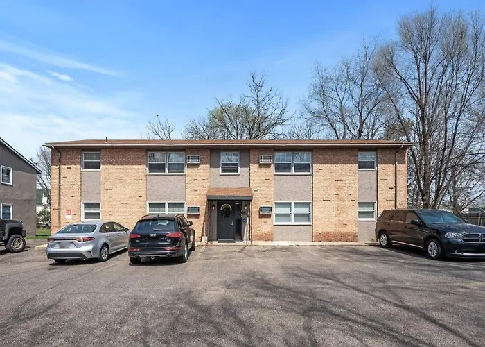 Tranquil 2Br Apt Mpls - 8075 Apt 2