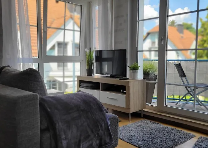 Berlin-Oase - schnuckelige Ferienwohnung an der Grenze zu Berlin