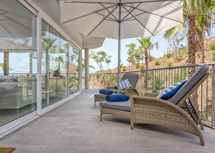Seaview Luxury 2 Bedrooms Apt In Reserva Del Higueron