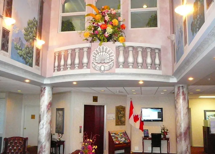 Coast Abbotsford Hotel & Suites