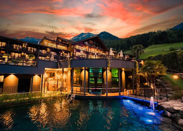 Andreus Resorts
