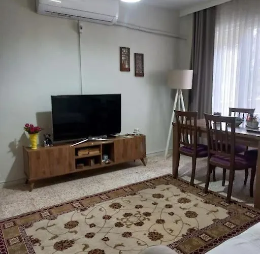 Pamuk Konukevi, Bahce Kati, Daire