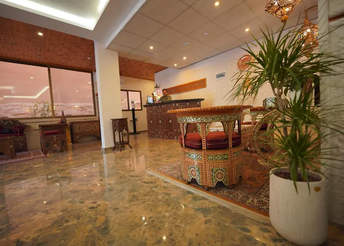 Petra Plaza Hotel