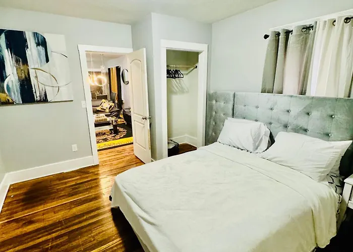Fearlessrose Vacation Rental 198