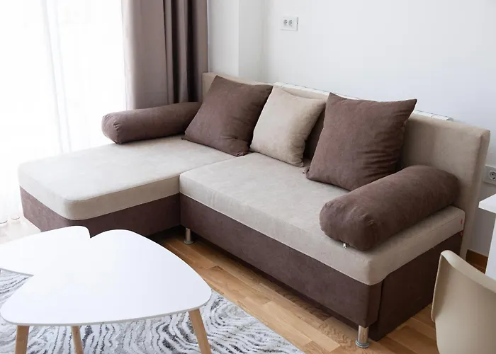 Home Art Apartments-Free Parking-City Center