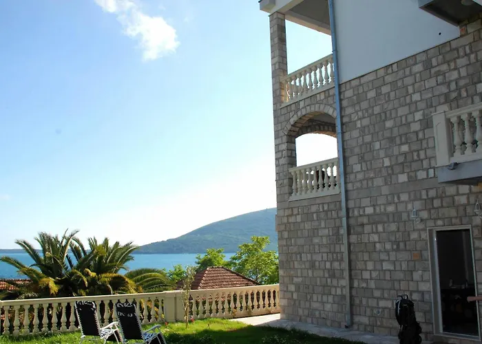 Garni Hotel Bokeska Noc