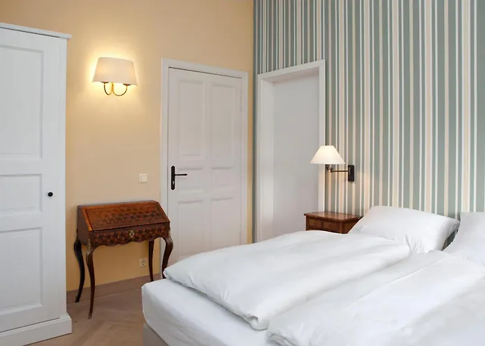 Gut Sarnow - Hotel, Restaurant und Reitanlage
