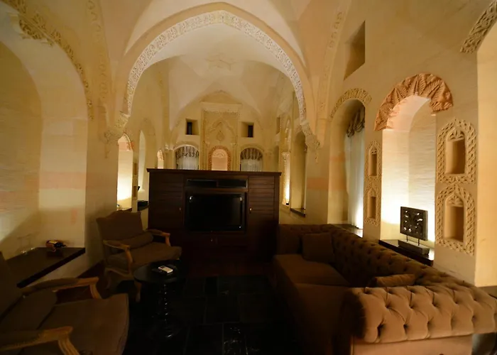 Shmayaa Hotel
