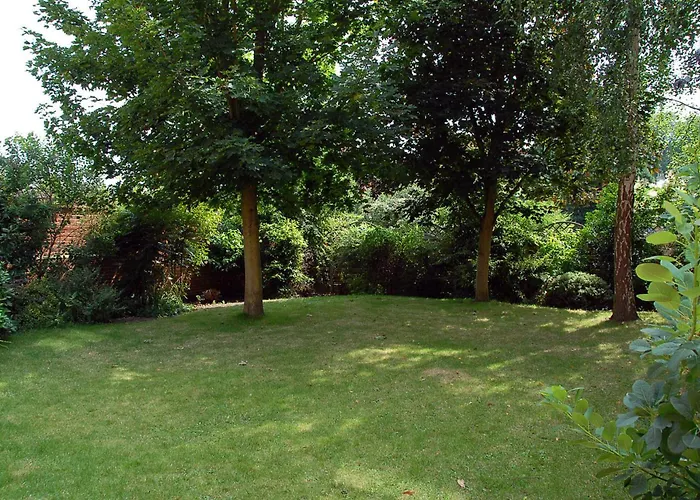 Woodlands Hotel