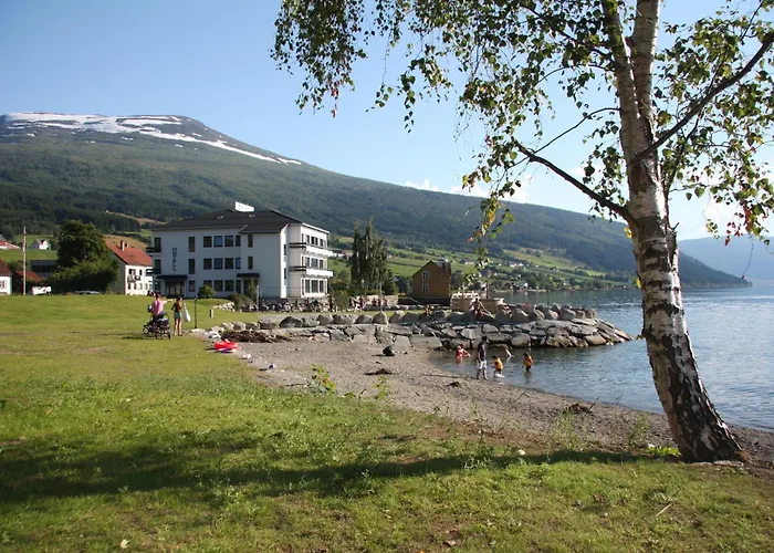 Innvik Fjordhotell