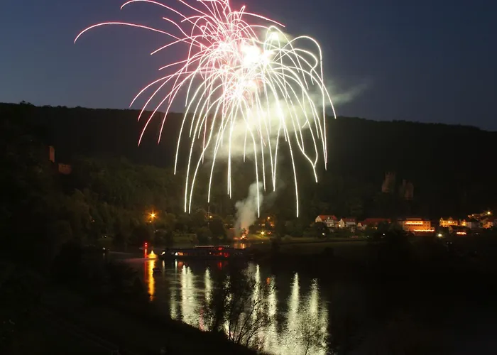 Vierburgeneck