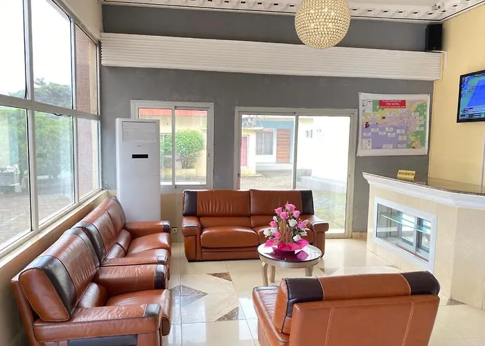 Fini Hotel Bobende