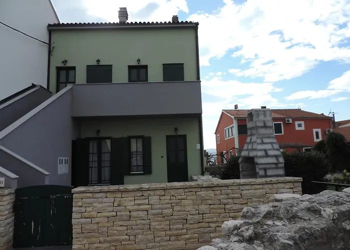 Apartments Lori
