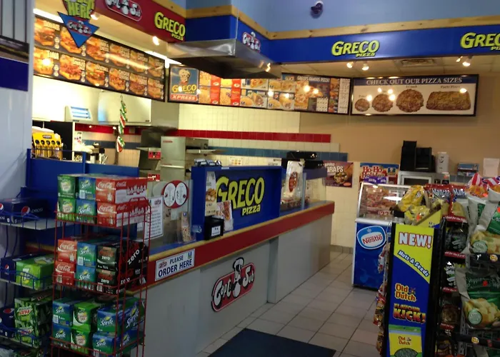 Petawawa River Inn & Suites