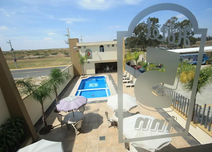 Hotel 5 Inn