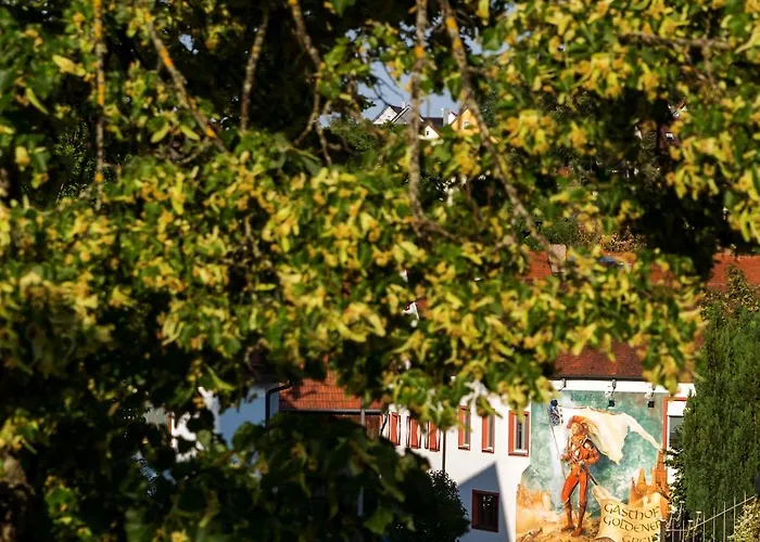 Wirtshaus&Hotel Goldener Greif