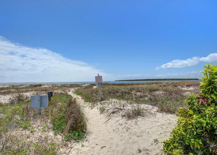 Pelican Watch 1378