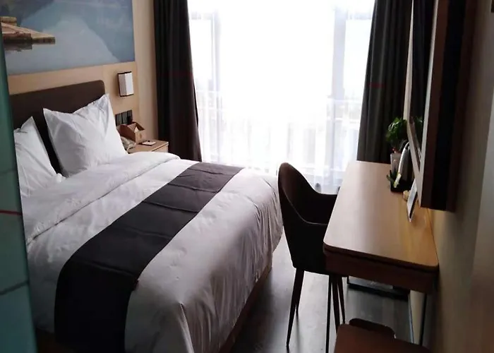 Thank Inn Plus Hotel Henan Kaifeng Tongxu County Renmin Road