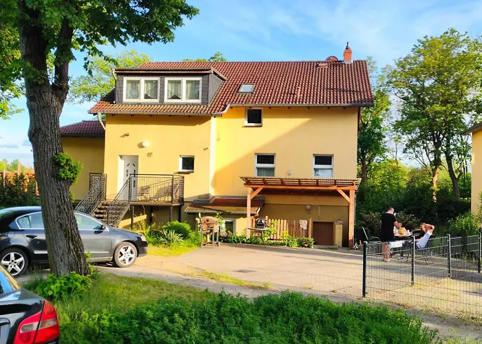 FeWo NAHE Berlin für bis zu 8 Monteure