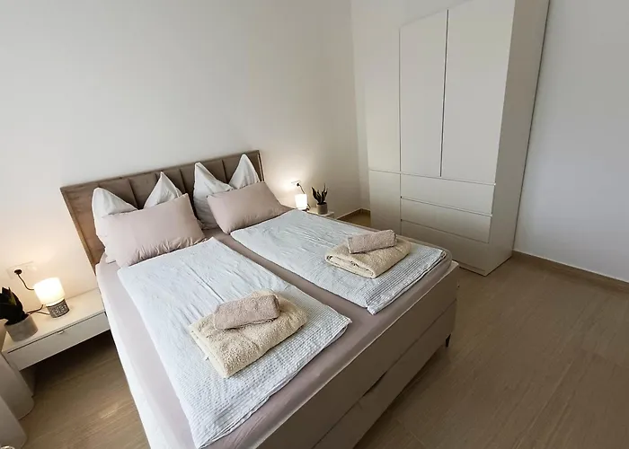 Luna - Modern & Stylish Apartment