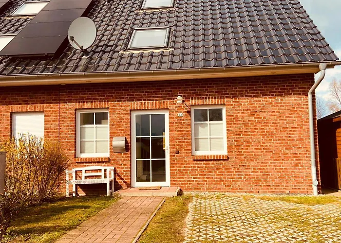 Haus Sansibar auf Poel mit Sauna& Kamin, ruhigem Garten-700m vom Strand!