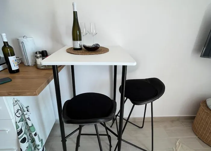 Hvar City Center Sea View Apartments & Free Parking