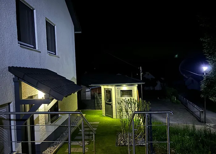 Zirben Spa - Wellness Ferienwohnung in Bayern l Altmühltal l Privater Whirlpool&Sauna l DTV 5 Sterne für Paare und Familie