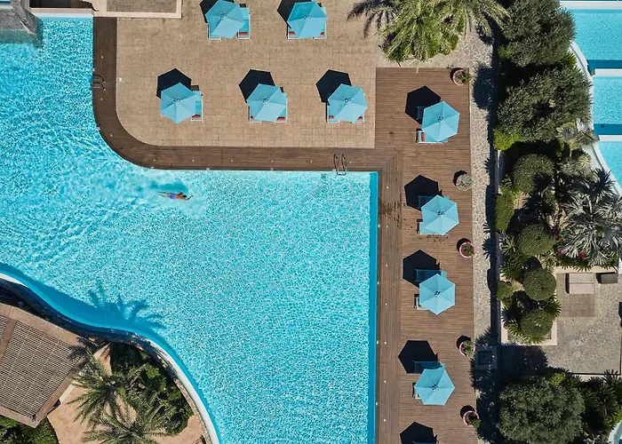 Aquagrand Artistic Luxury Beach Resort - Adults Only