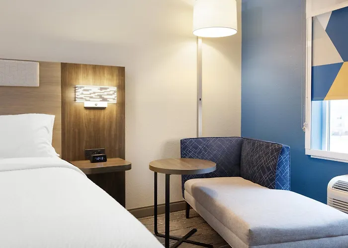 Holiday Inn Express Vancouver North By Ihg